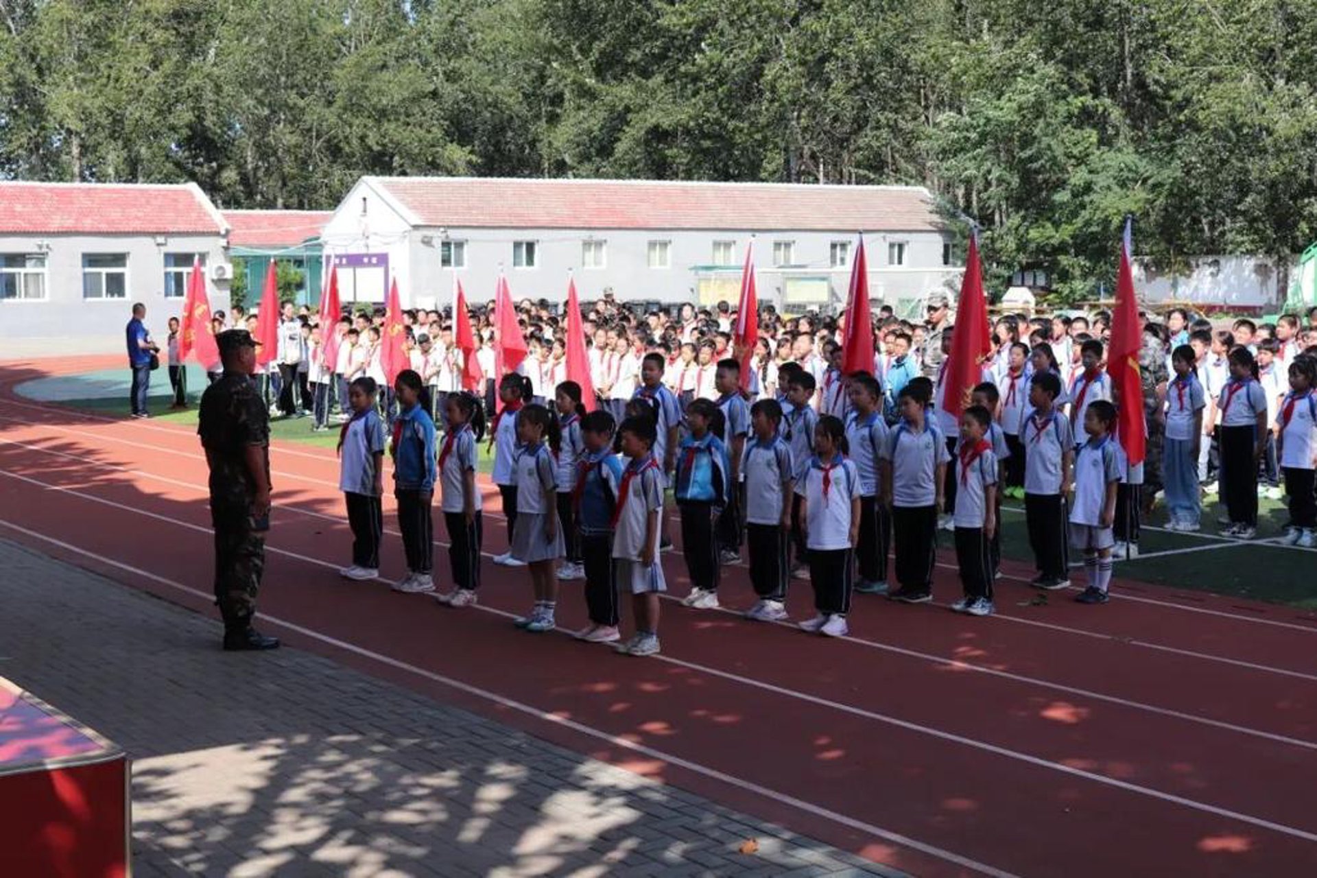 东高地四小